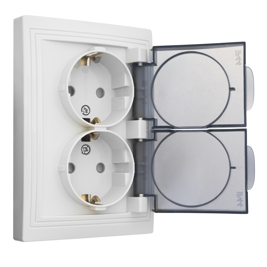 Розетка 2П+З двойная с защ. шт. и прозрачной крышкой скрытой установки 16А 250В IP44,слоновая кость "Дельта" General